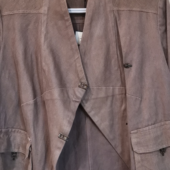 Where | Light Jacket - Picture 2 of 5